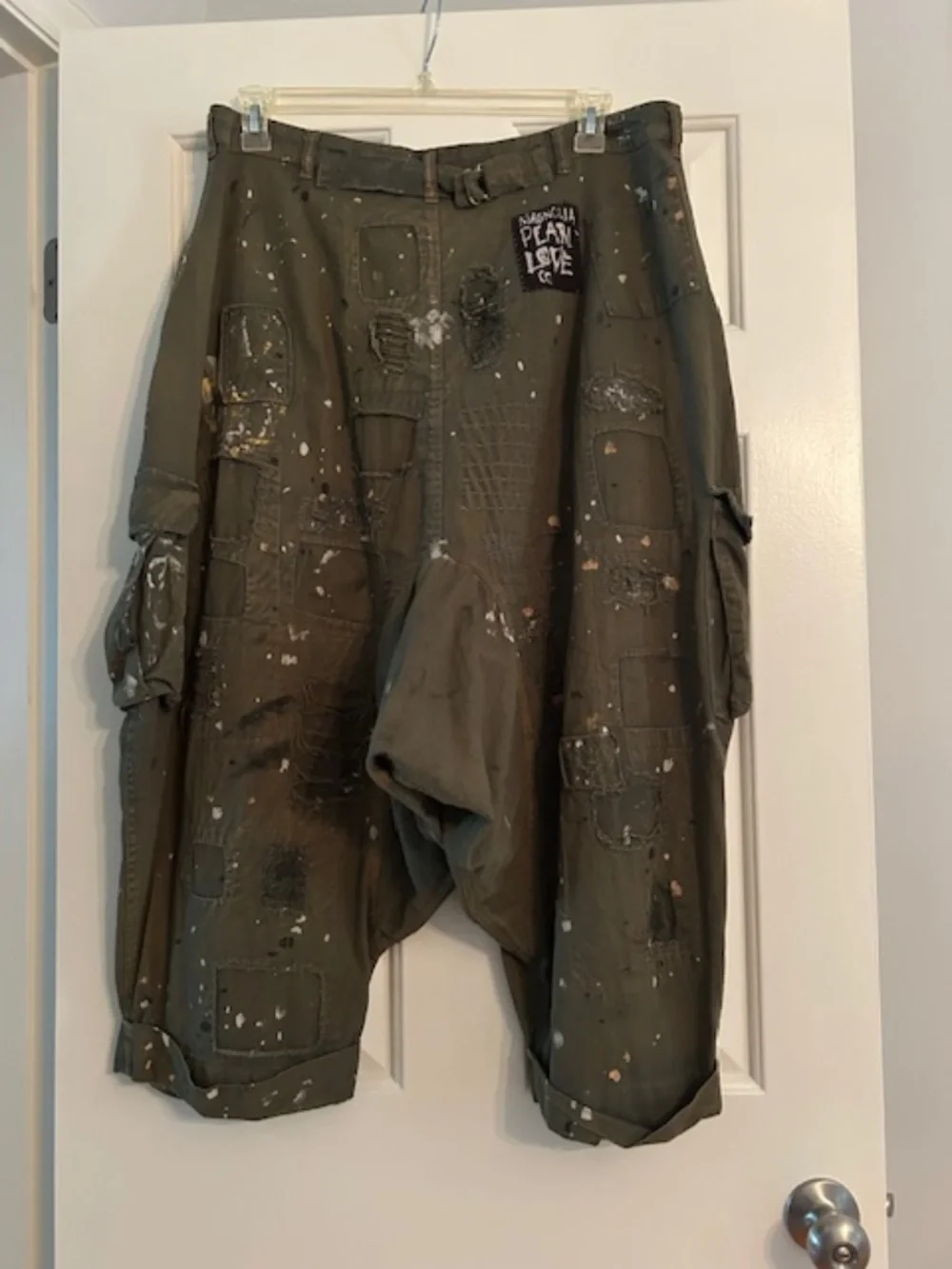 NWT- Magnolia Pearl Thomas Cargo Trousers in Peace - Picture 2 of 10
